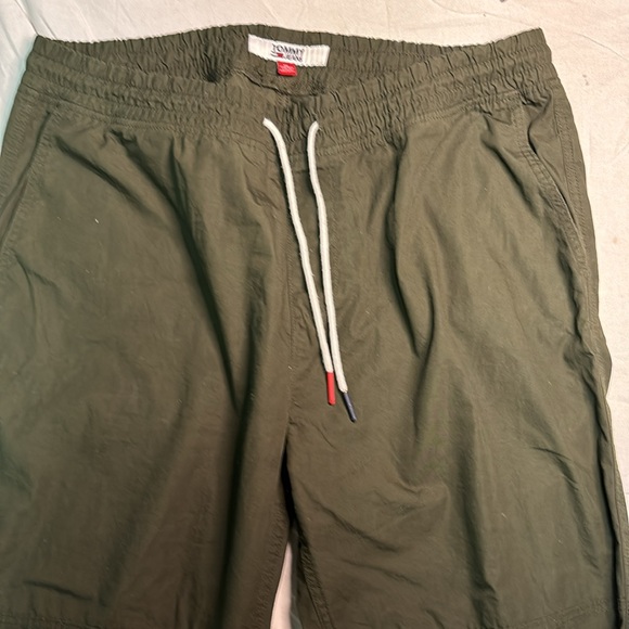 Tommy Hilfiger Men’s Forest Green Joggers Size XXL - Picture 2 of 7
